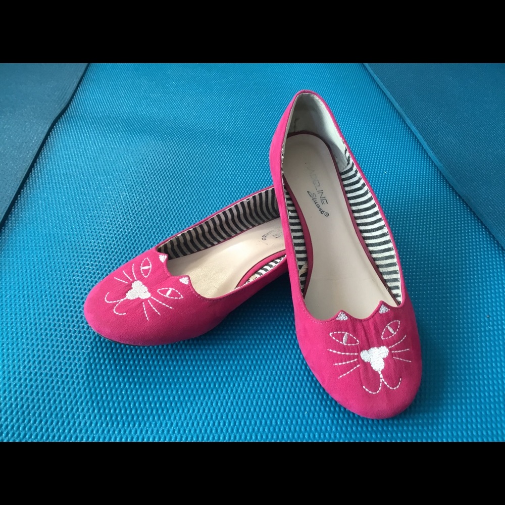 Madeline Stuart kitty flats! Size 8.5